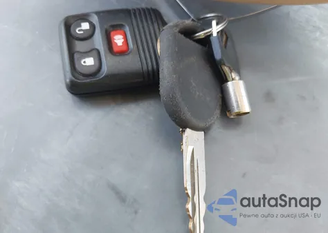 2004 Ford F150 из США, поврежденный, VIN 1FTPX12594NC49611